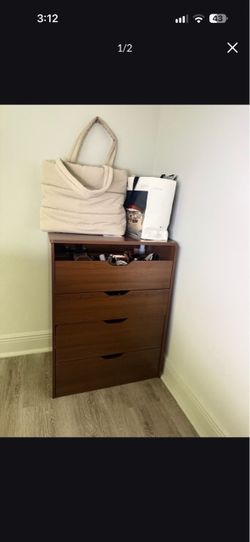 Need gone vanity desk