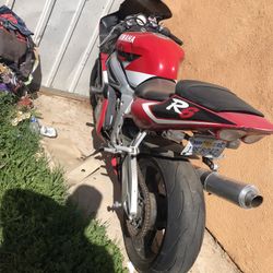 2002 Yamaha R6