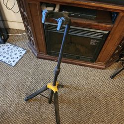 Hercules Guitar Stand. Great Shape. $25 Obo