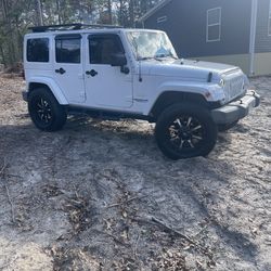 2011 Jeep Sahara