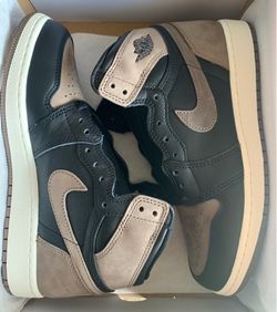 Jordan 1 Retro High OG Palomino Size 6Y / 7Y