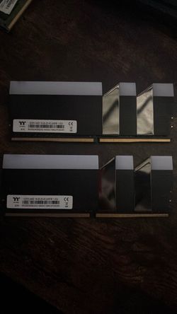16 GB DDR4 4400MHZ
