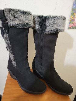 Ladies Black Boots Size 9