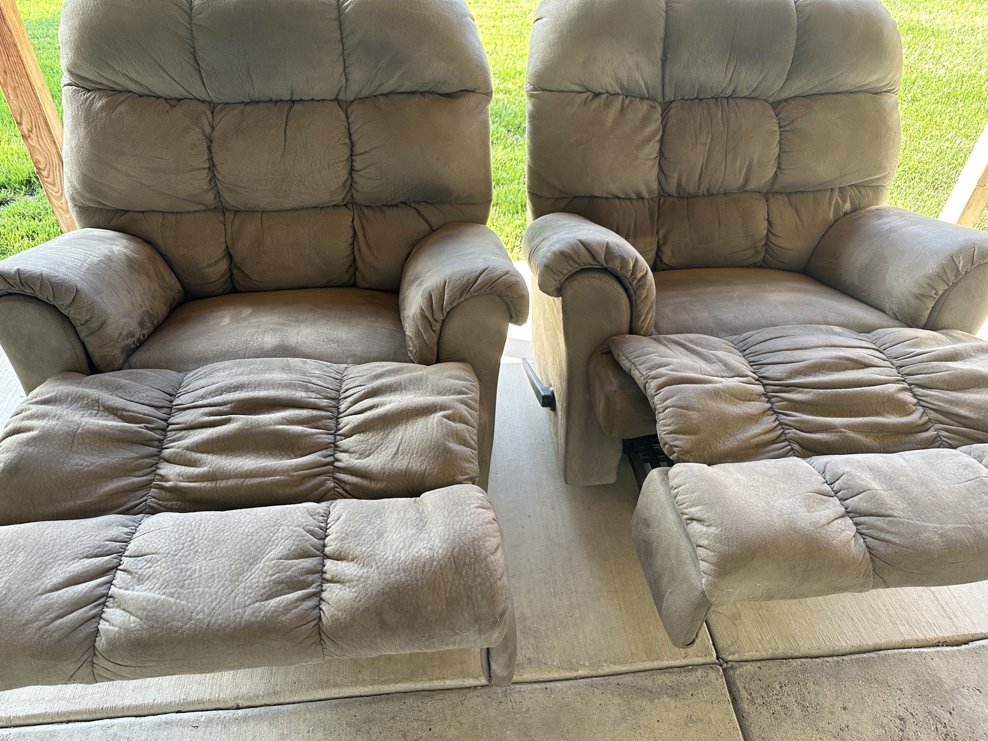 Free Recliner Sofas
