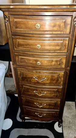 Drexel 7 Drawer Lingerie Chest Dresser 