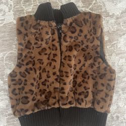 Girls Cheetah Vest-Size Medium 