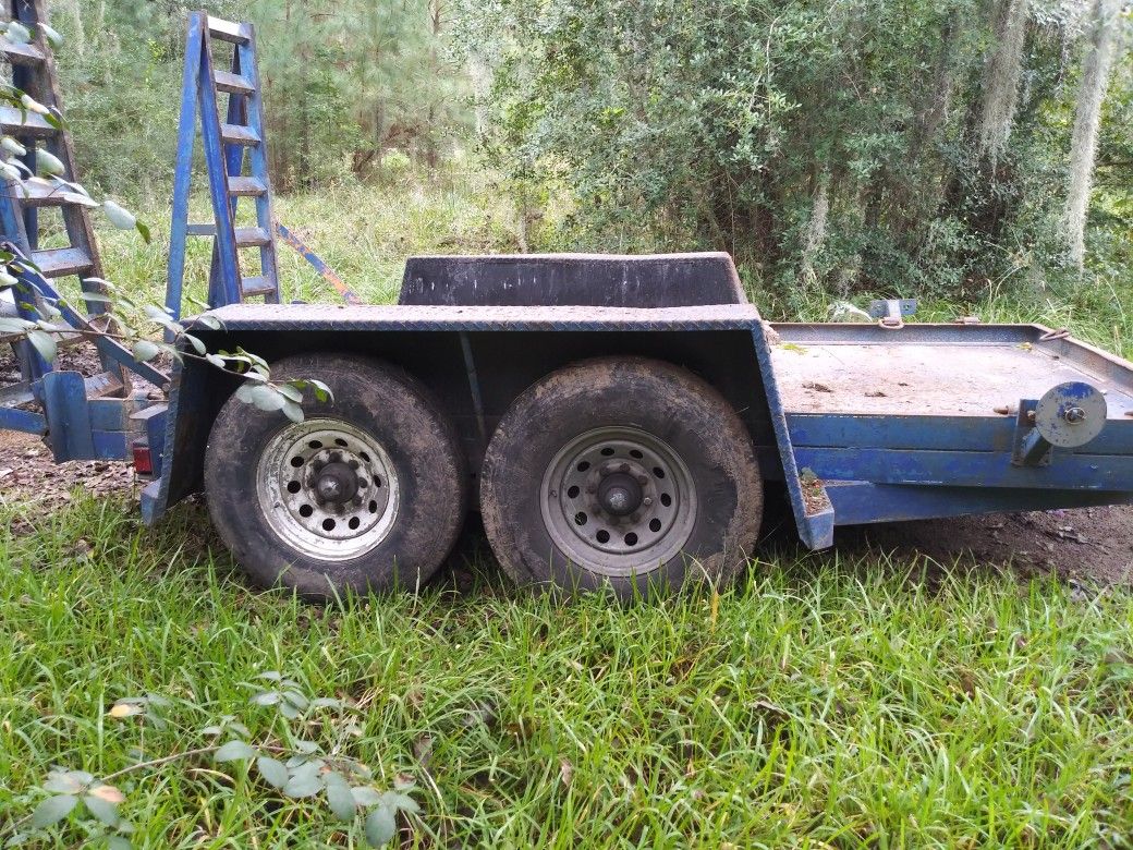 14ft trailer 8 lug tandem as is no title