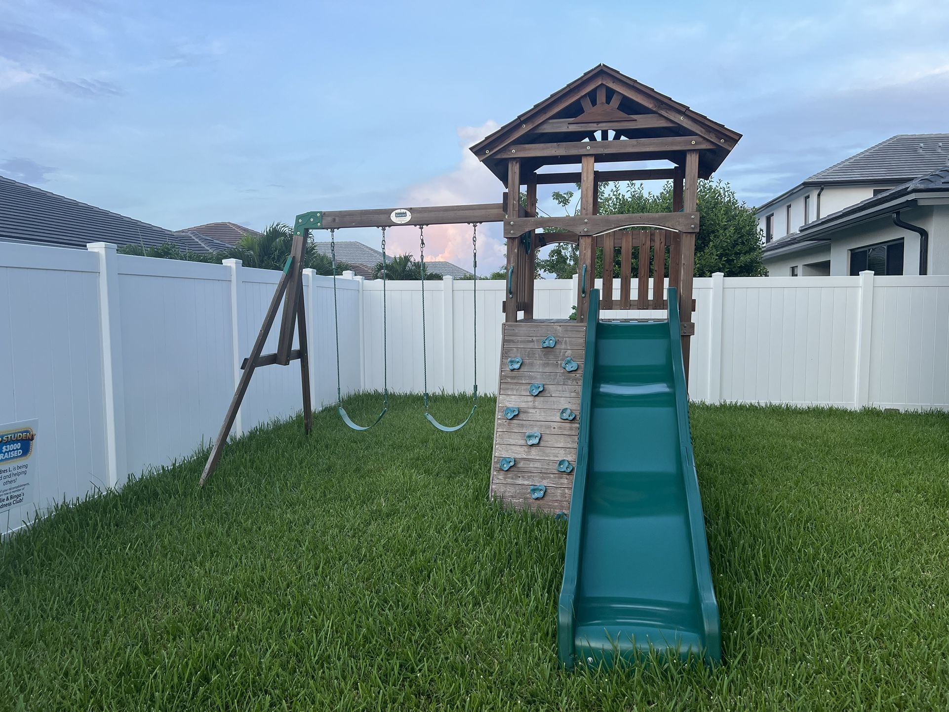 Swing Set From backyard Discovery