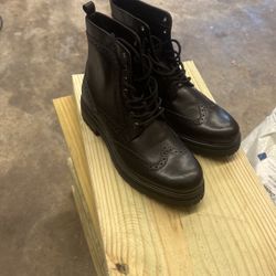 Black express boots size 10 Brand new No box 