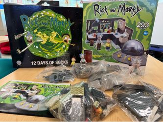 Rick and Morty McFarlane Garage Building Set 293 & 12 Days of Socks Lot