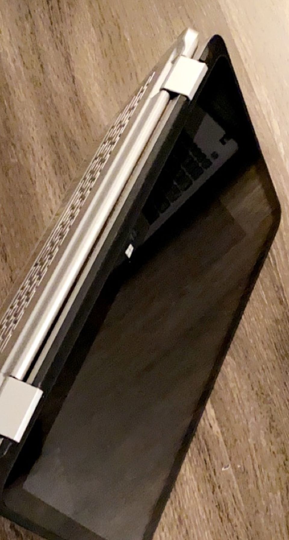 HP DR DRE LAP TOP