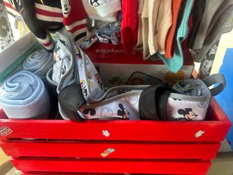 Baby shower crate