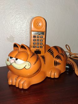 Garfield Vintage landline telephone in working condition...$40obo