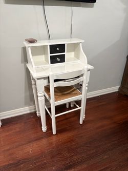 Small vanity