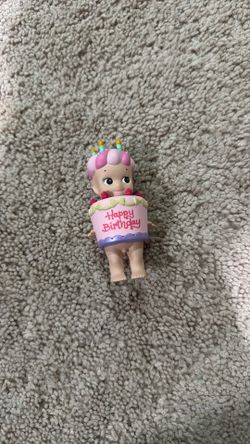 Sonny Angel Pink Birthday Cake