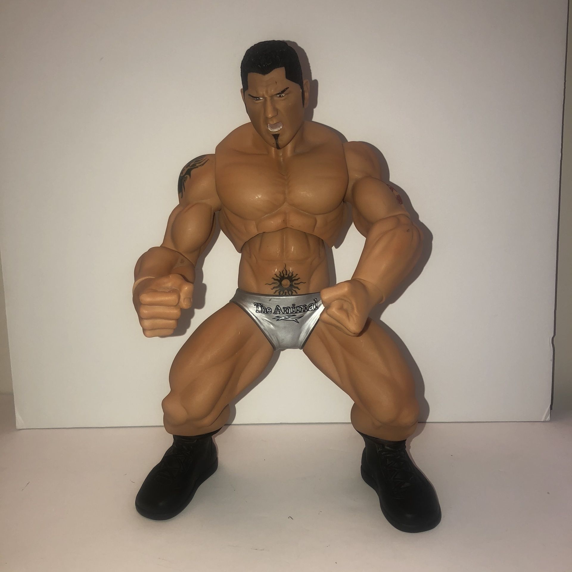 WWE Batista 2005 14”Jakks Pacific Ring Giants Posable Figure