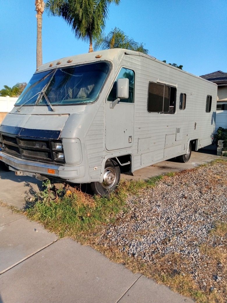 1985 GMC Swind