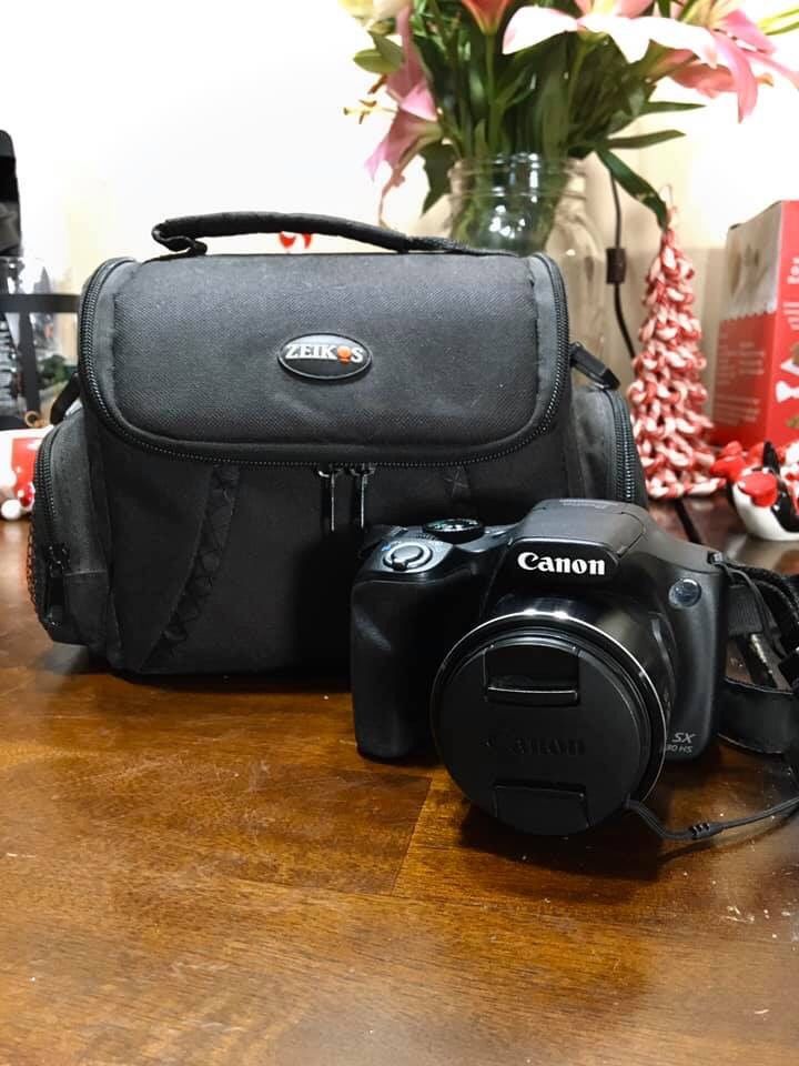 Canon PowerShot SX530 HS 16.0 MP 50x Optical Zoom 1080p Full HD Digital Camera