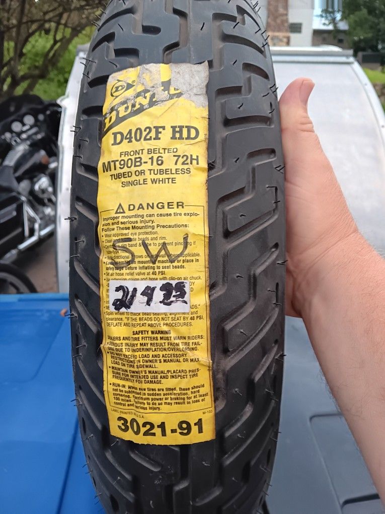 Dunlop Tire