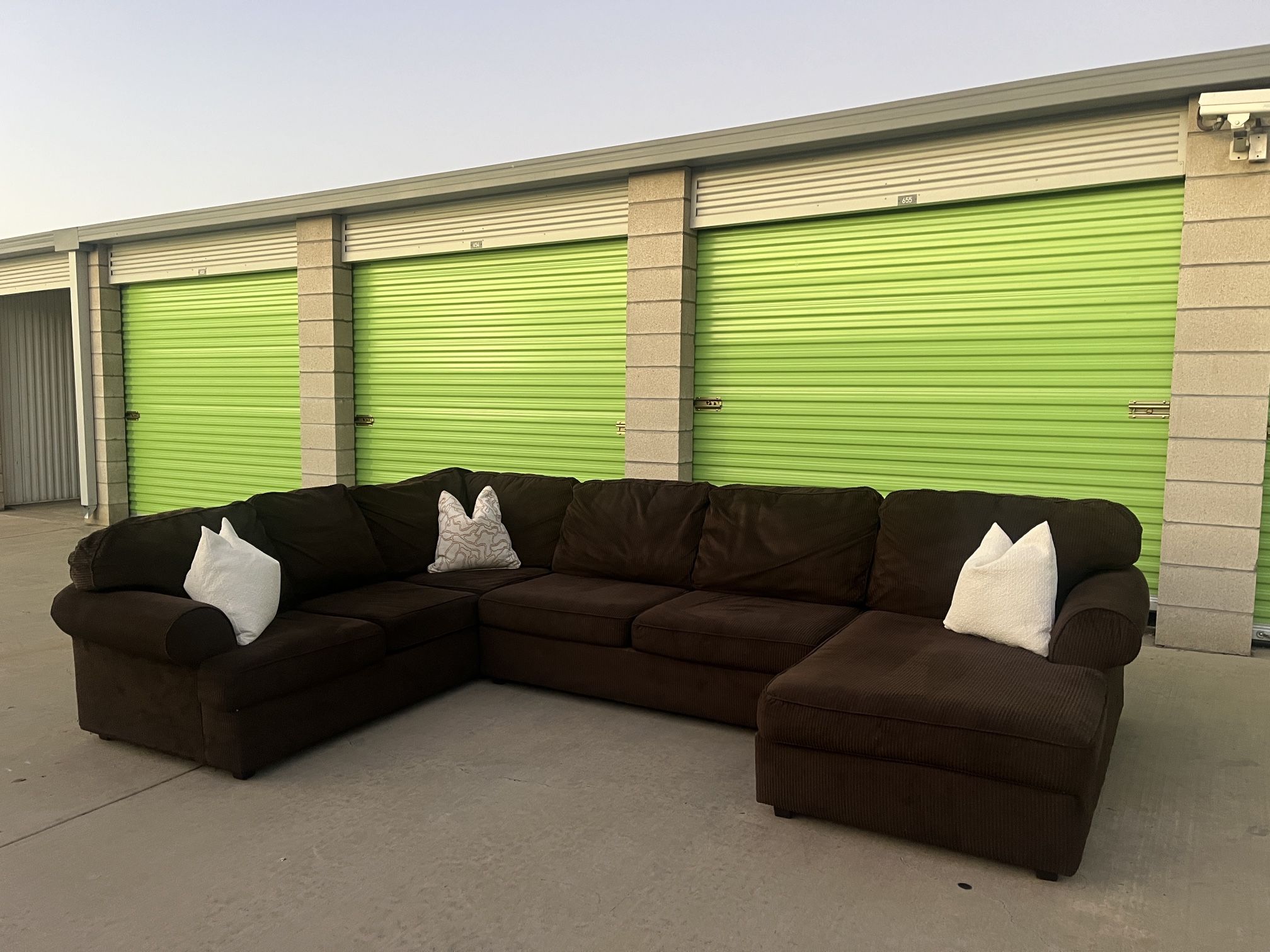Brown Sectional Couch With Delivery