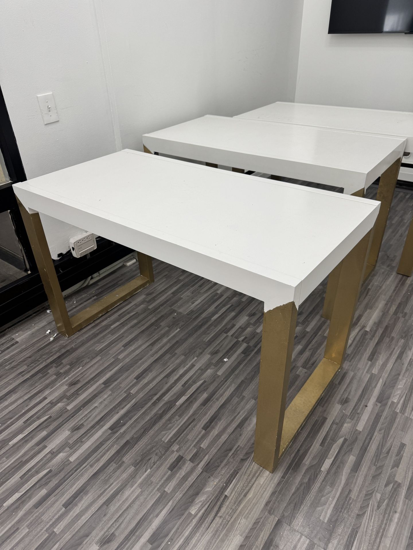 Desk / Table 24 X 48 White Gold