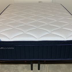 DreamCloud Premier Mattress (Queen)