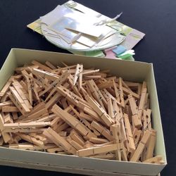 CLOTHES PINS WOODEN SPRING LOADED VINTAGE OVER 100 Used For A Baby Shower Like New Pick Up Sylmar