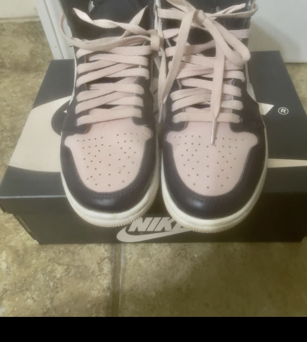 Jordan Womens WMNS Air Jordan 1 High DD9335 641 Bubble Gum - Size 7