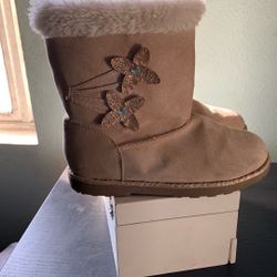 Used Girls Suede Boots