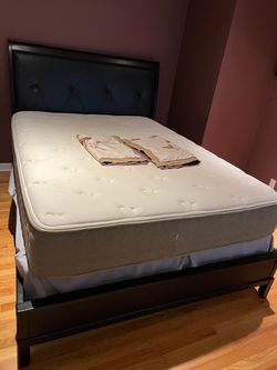 Queen Size Sleigh Bed-frame