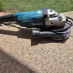 Makita 7 in concrete grinder