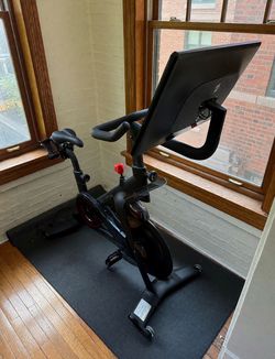 Peloton Bike+ in Excellent Condition | Mat & Weights Included