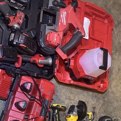 🔥 Milwaukee & DeWalt Power Tool HAUL – Tons of Batteries & Chargers – Priced to MOVE! 🔥