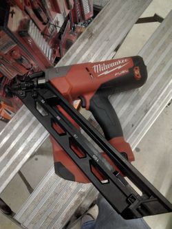 MILWAUKEE FUEL 15GA FINISH NAILER