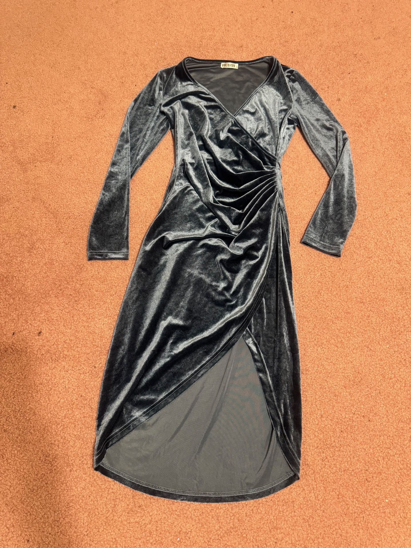 New Small blue velvet long sleeve short stretchy dress cocktail Evening ruched