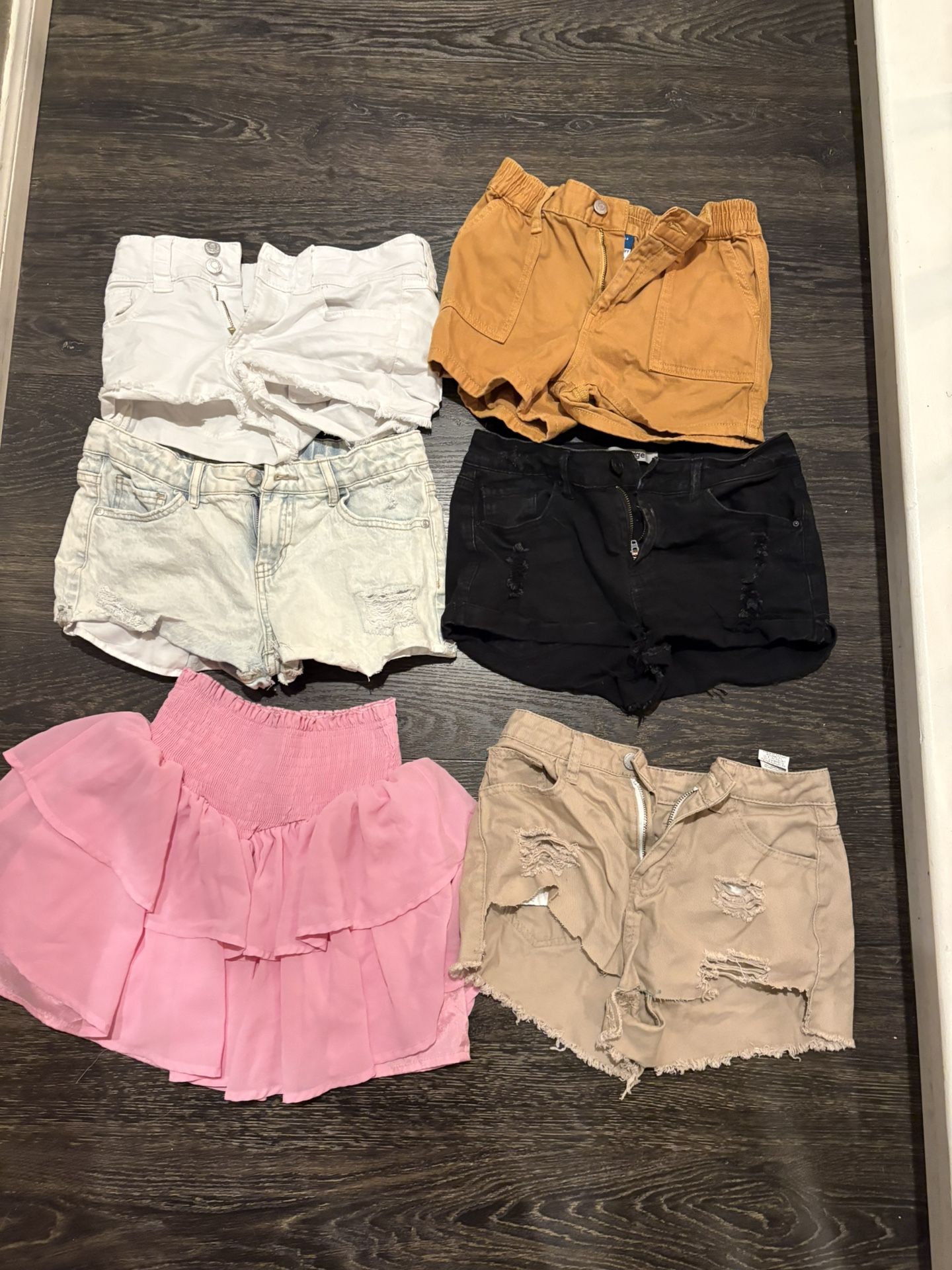 5 Pack of Shorts + Skirt