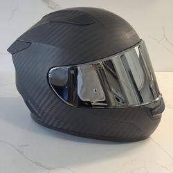 Sedici Strada 3 matte carbon fiber helmet