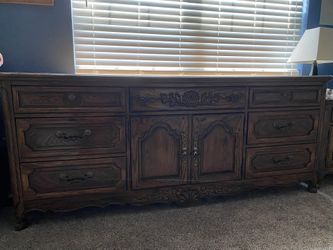 Antique Oak 9-Drawer Wood Dresser