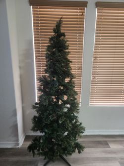 7 Ft Christmas Tree 