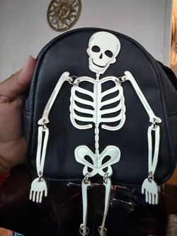Bath and body skeleton bag