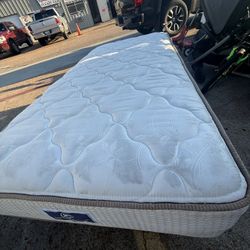 Twin Size Bed & Riel $75