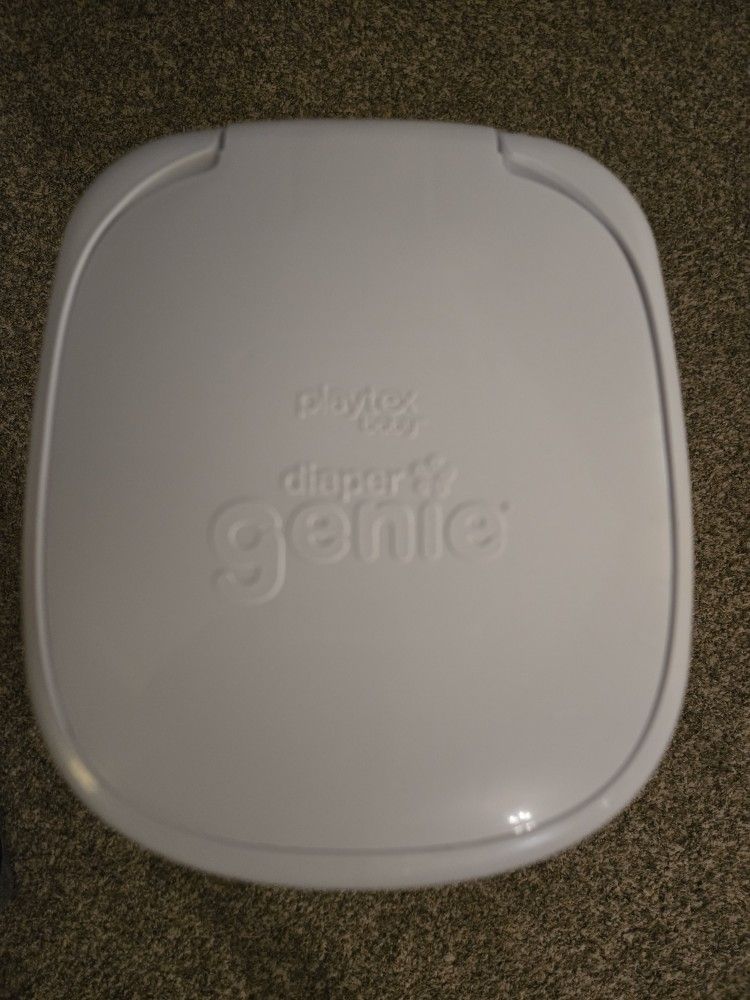 Diaper Genie Complete Gift Set