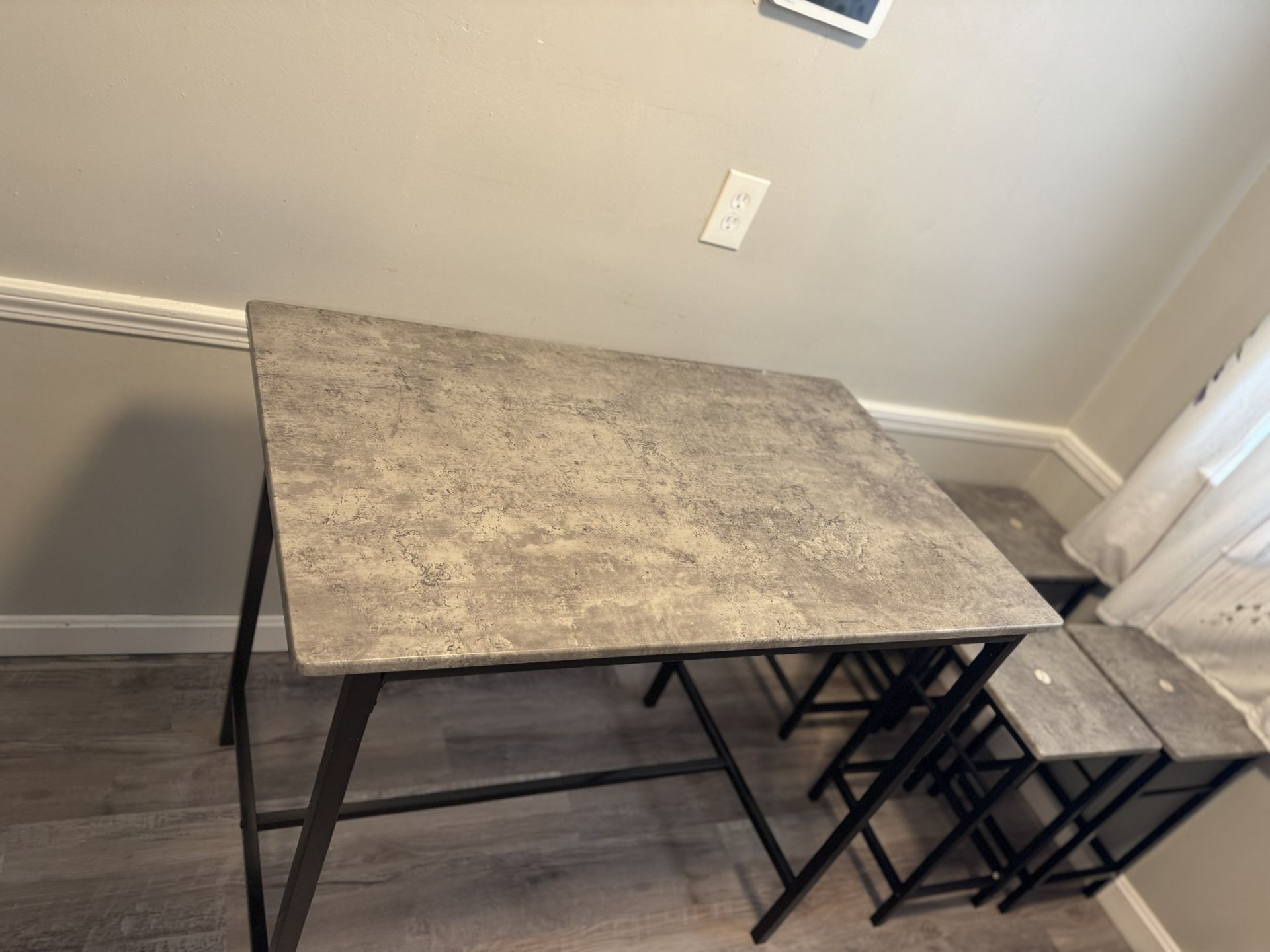 Breakfast Table