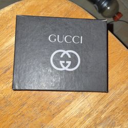 Gucci Wallet !