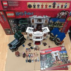 2011 Lego Harry Potter Diagon Alley