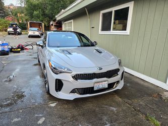 2018 KIA Stinger