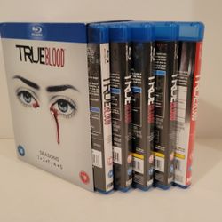 True Blood: Boxed Set Seasons 1, 2, 3, 4 & 5 (Blu-ray, 25-Discs) Near Mint Cond! Drama, Fantasy, Mystery! Vampires