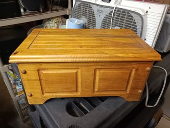Oakwood Chest