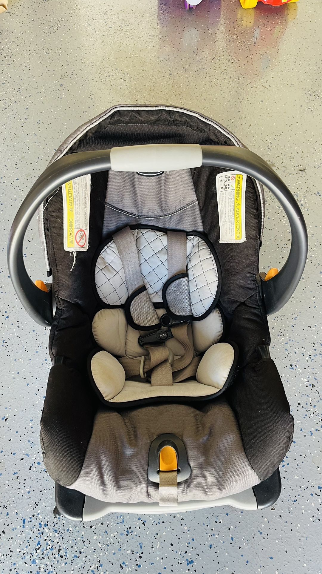 Chicco Keyfit 30 Infant Car seat