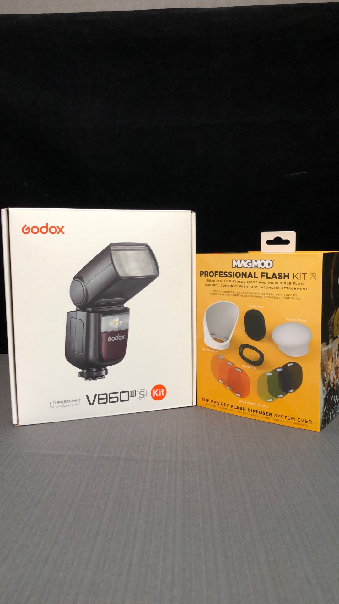 Godox V860 III With MagMod Kit 2 Professional